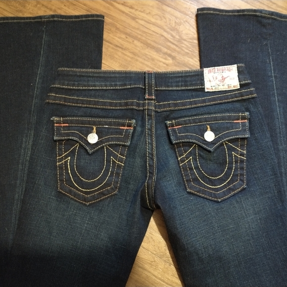 Brand new True Religion jeans size 28 - Picture 3 of 5